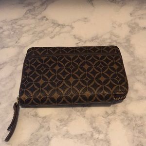 Fossil wallet